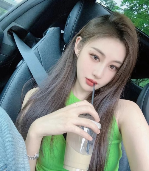 美女头像图片，免费领取_3_小红薯669EF75C_来自小红书网页版.jpg