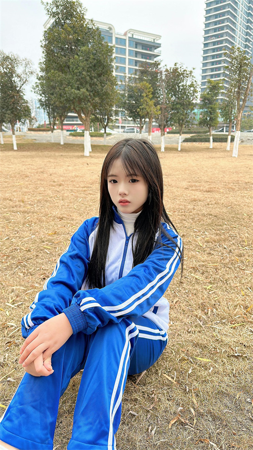 114311fs4z54nr5jjsnrwp.jpg